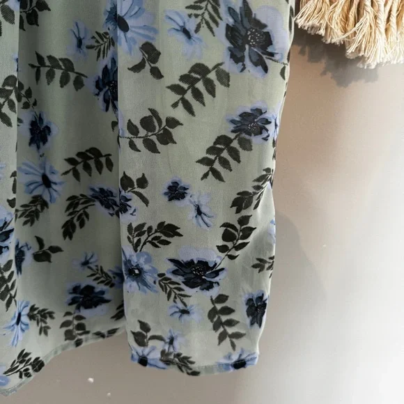 Floral Blue and Green Dress - Picture 3 of 4